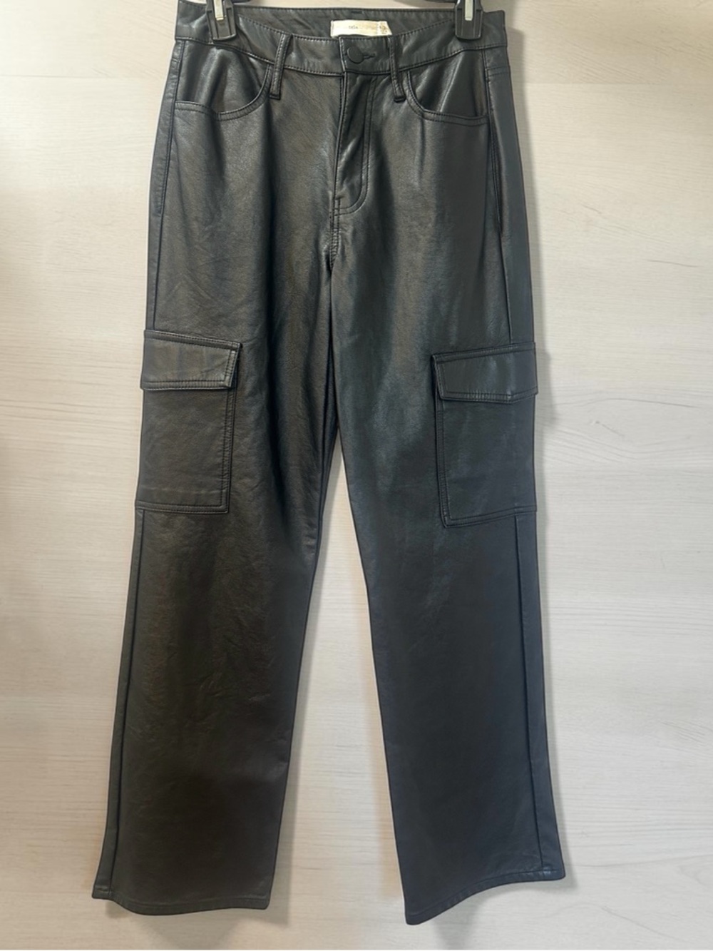TGLA Black Faux Leather Wide Leg Cargo Pants Women’s 5 / 27